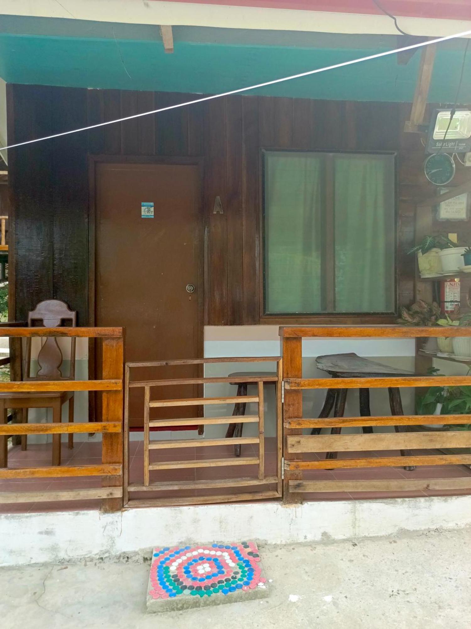 Mil'S Hillside Tourist Inn Сан Висенте Екстериор снимка