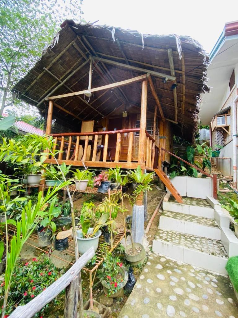 Mil'S Hillside Tourist Inn Сан Висенте Екстериор снимка