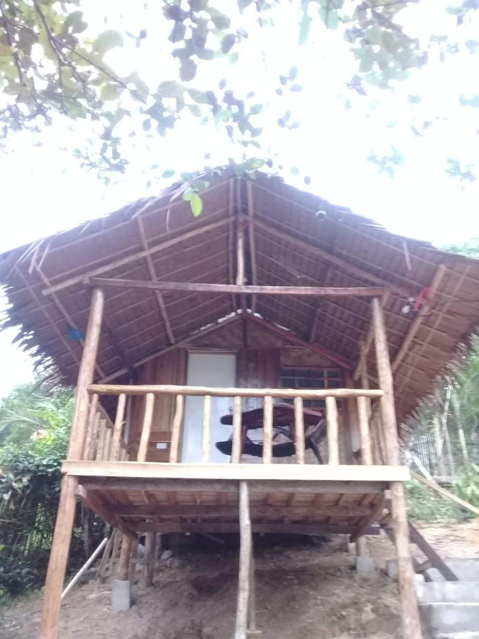 Mil'S Hillside Tourist Inn Сан Висенте Екстериор снимка