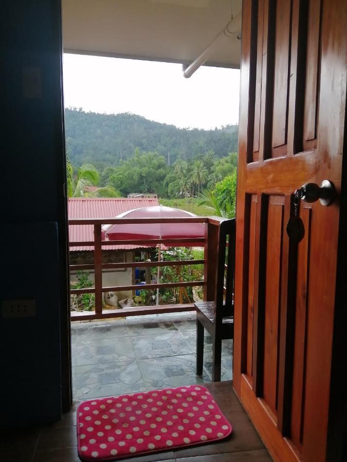 Mil'S Hillside Tourist Inn Сан Висенте Екстериор снимка