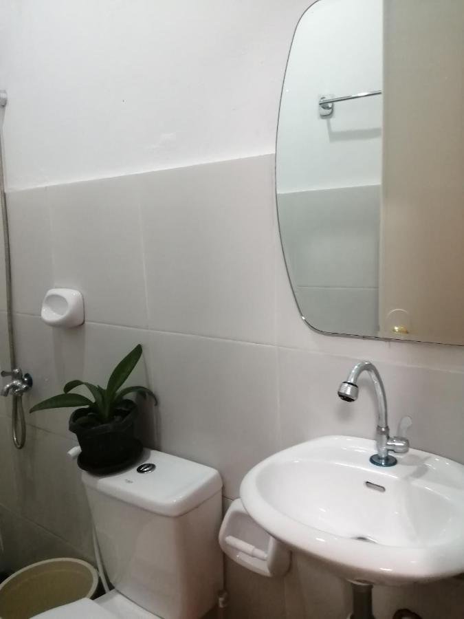 Mil'S Hillside Tourist Inn Сан Висенте Екстериор снимка